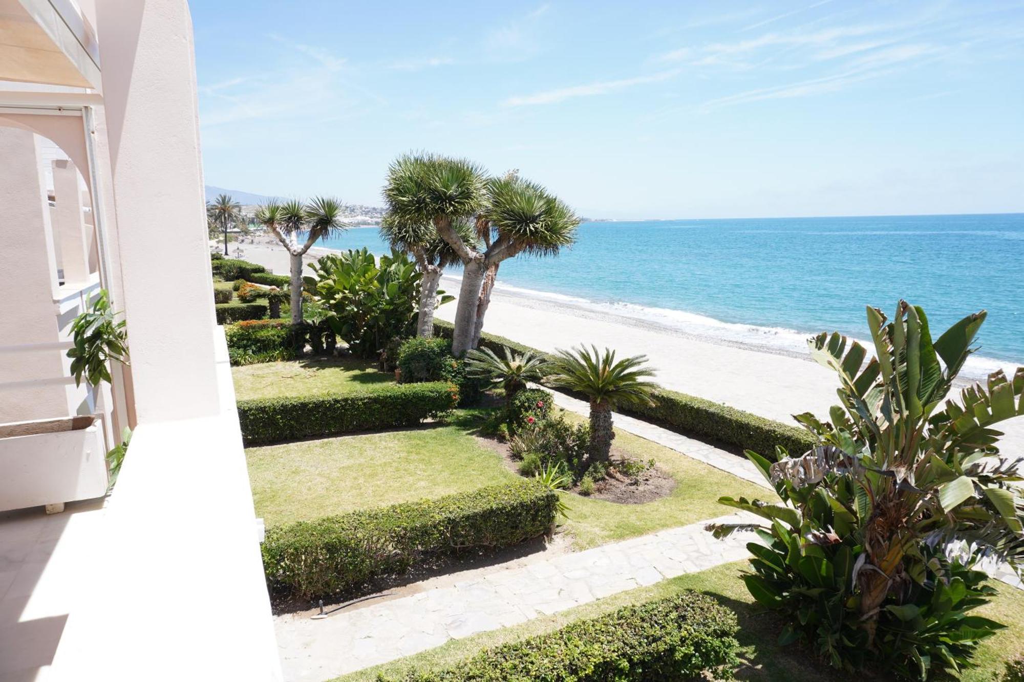 Beach View Playa Del Moral Estepona Kültér fotó
